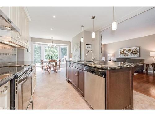 6555 Third Line, Fergus, ON - Indoor Photo Showing Kitchen With Upgraded Kitchen