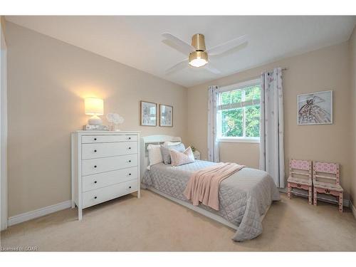 47 Bowen Drive, Guelph, ON - Indoor Photo Showing Bedroom