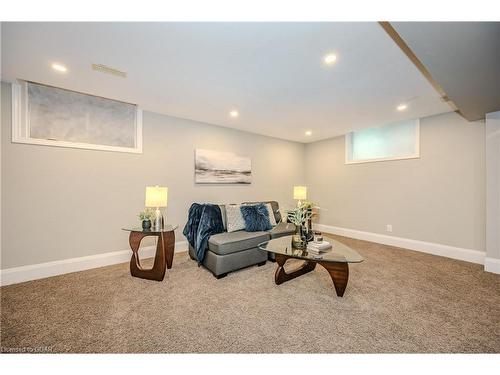 47 Bowen Drive, Guelph, ON - Indoor Photo Showing Other Room