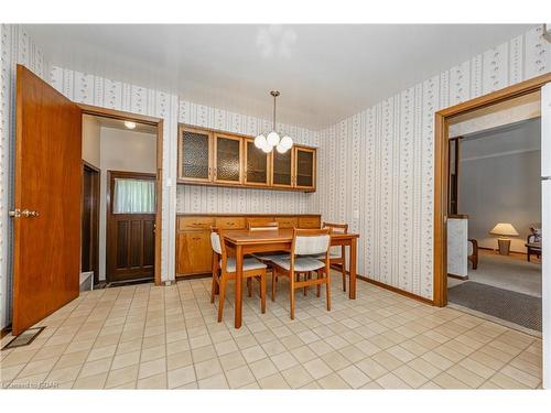 454 Speedvale Avenue E, Guelph, ON - Indoor Photo Showing Dining Room