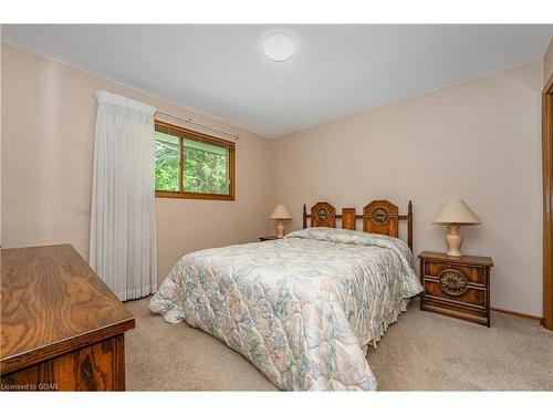 454 Speedvale Avenue E, Guelph, ON - Indoor Photo Showing Bedroom