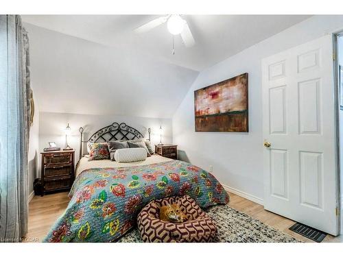 377 York Road, Guelph, ON - Indoor Photo Showing Bedroom