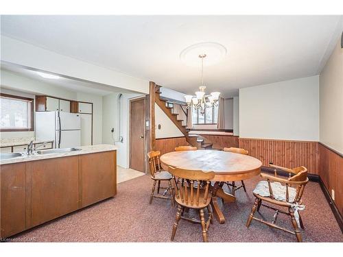 400 Wilson Street, Guelph/Eramosa, ON - Indoor Photo Showing Dining Room