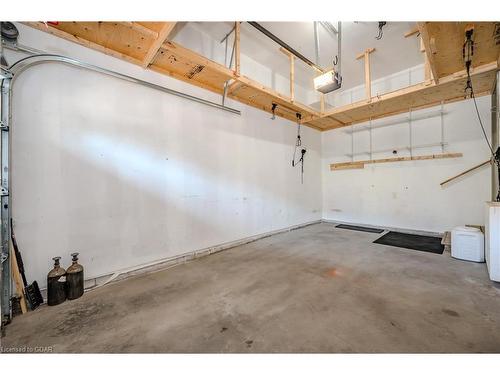 90 Cardigan Street, Guelph, ON - Indoor Photo Showing Garage