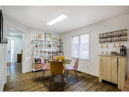 38 Grassyplain Drive, Hamilton, ON - Indoor Photo Showing Dining Room