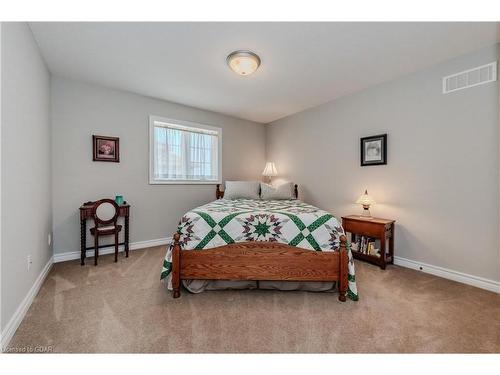 18 Sweeney Drive, Guelph, ON - Indoor Photo Showing Bedroom