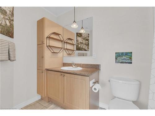 614-135 James Street S, Hamilton, ON - Indoor Photo Showing Bathroom