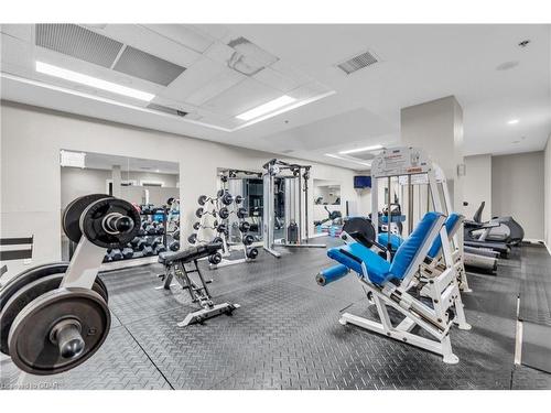 614-135 James Street S, Hamilton, ON - Indoor Photo Showing Gym Room