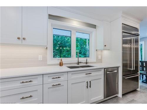 586 Eastgate Walk, Waterloo, ON - Indoor Photo Showing Kitchen With Double Sink