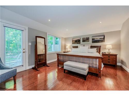 586 Eastgate Walk, Waterloo, ON - Indoor Photo Showing Bedroom