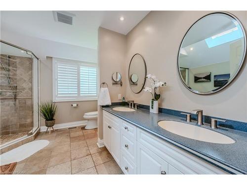 586 Eastgate Walk, Waterloo, ON - Indoor Photo Showing Bathroom