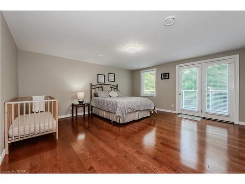 586 Eastgate Walk, Waterloo, ON - Indoor Photo Showing Bedroom