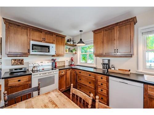 6295 Wellington Road 7, Elora, ON - Indoor Photo Showing Kitchen