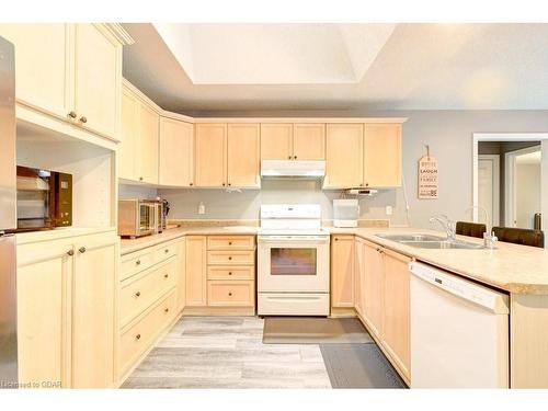 6512 Ellis Road, Puslinch, ON - Indoor Photo Showing Kitchen With Double Sink