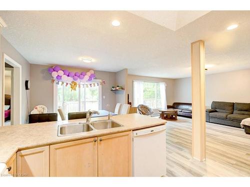 6512 Ellis Road, Puslinch, ON - Indoor Photo Showing Kitchen With Double Sink