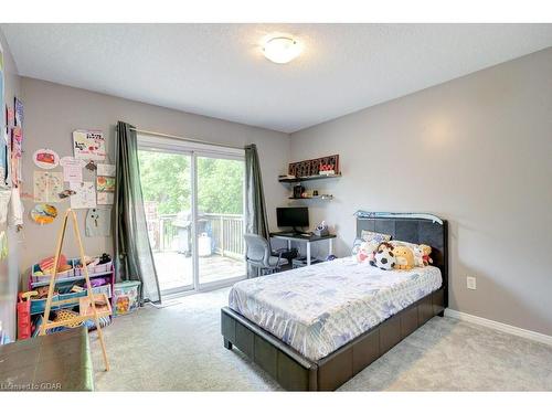 6512 Ellis Road, Puslinch, ON - Indoor Photo Showing Bedroom