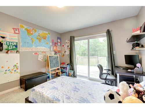 6512 Ellis Road, Puslinch, ON - Indoor Photo Showing Bedroom