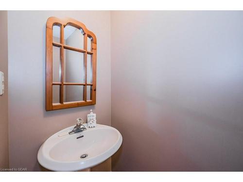 6 Mcelderry Road, Guelph, ON - Indoor Photo Showing Bathroom