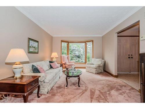 6 Mcelderry Road, Guelph, ON - Indoor Photo Showing Living Room