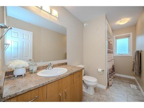 73 Finnie Lane, Elora, ON - Indoor Photo Showing Bathroom