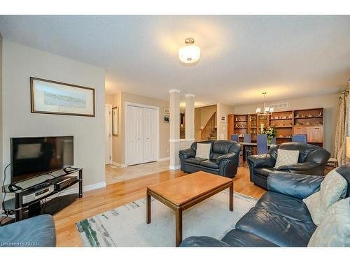 73 Finnie Lane, Elora, ON - Indoor Photo Showing Living Room