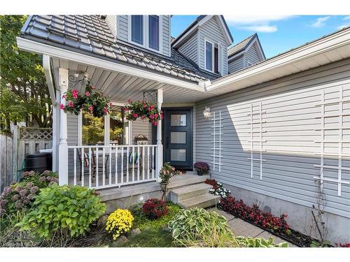 17 Abbeywood Cres Crescent, Guelph, ON - Outdoor With Deck Patio Veranda