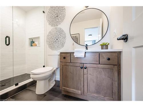 56 Hedley Lane, Elora, ON - Indoor Photo Showing Bathroom