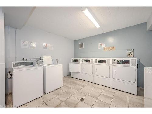 304-91 Conroy Crescent, Guelph, ON - Indoor Photo Showing Laundry Room