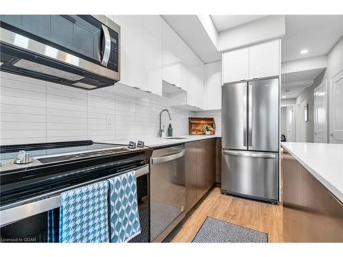 416-708 Woolwich Street, Guelph, ON - Indoor Photo Showing Kitchen With Stainless Steel Kitchen With Upgraded Kitchen