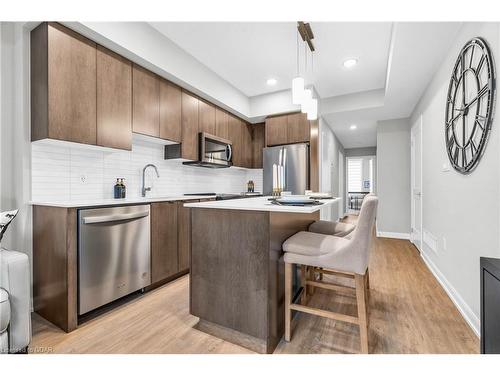 115-708 Woolwich Street, Guelph, ON - Indoor Photo Showing Kitchen With Stainless Steel Kitchen With Upgraded Kitchen