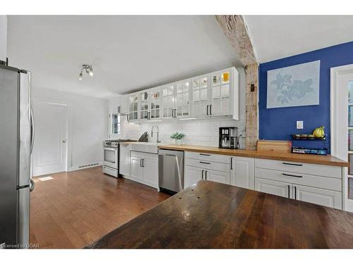 255 Gowrie Street S, Fergus, ON - Indoor Photo Showing Kitchen