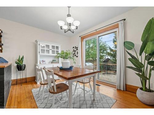 28 Blair Road, Cambridge, ON - Indoor Photo Showing Dining Room