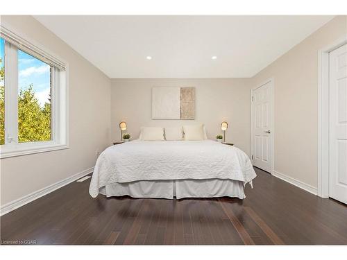 265 Millview Court, Rockwood, ON - Indoor Photo Showing Bedroom