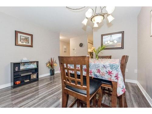 103-245 Queen Street W, Fergus, ON - Indoor Photo Showing Dining Room