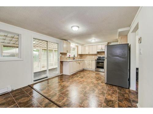 778 Scottsdale Drive, Guelph, ON - Indoor Photo Showing Kitchen