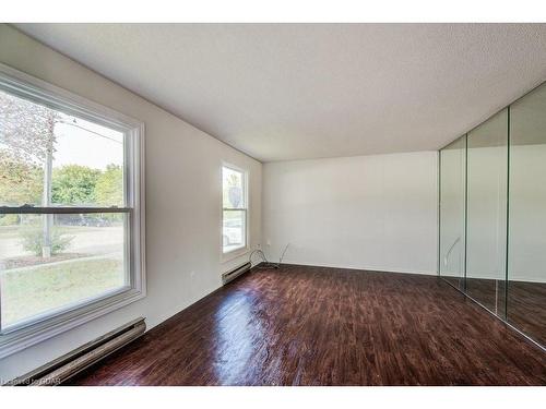 778 Scottsdale Drive, Guelph, ON - Indoor Photo Showing Other Room