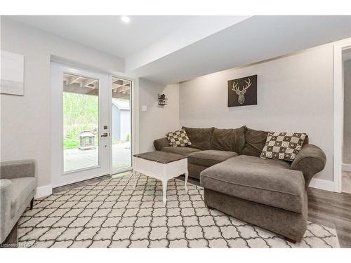 78 Gibbons Drive, Fergus, ON - Indoor Photo Showing Living Room