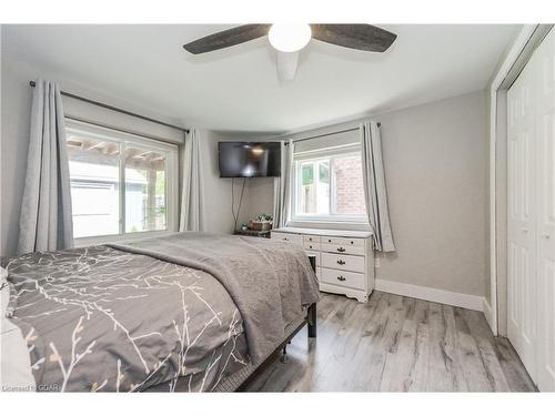 78 Gibbons Drive, Fergus, ON - Indoor Photo Showing Bedroom