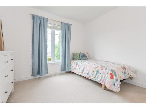 115 Andrews Dr W, Drayton, ON - Indoor Photo Showing Bedroom