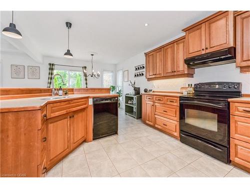 115 Andrews Dr W, Drayton, ON - Indoor Photo Showing Kitchen