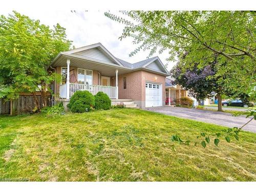 8 Hayward Crescent, Guelph, ON - Outdoor With Deck Patio Veranda With Facade