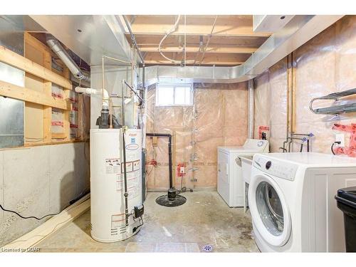 8 Hayward Crescent, Guelph, ON - Indoor Photo Showing Laundry Room