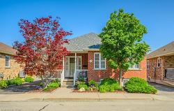 13-461 Columbia Street W Waterloo, ON N2T 2P5