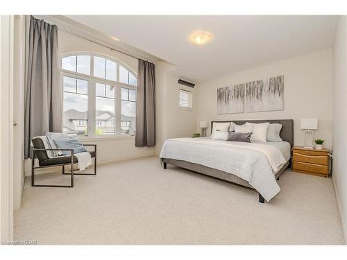 61 Aberdeen Street, Fergus, ON - Indoor Photo Showing Bedroom