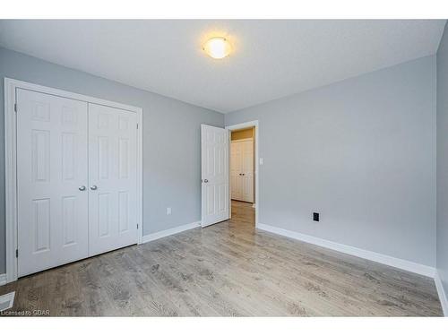 19-105 Bard Boulevard, Guelph, ON - Indoor Photo Showing Other Room