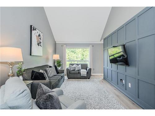 327 Starwood Drive, Guelph, ON - Indoor Photo Showing Living Room