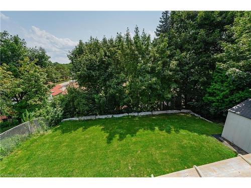 104 Pinnacle Crescent, Guelph, ON - Outdoor