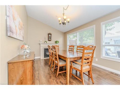 116 Country Club Drive, Cambridge, ON - Indoor Photo Showing Dining Room