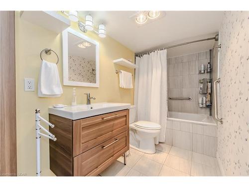 116 Country Club Drive, Cambridge, ON - Indoor Photo Showing Bathroom