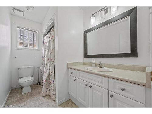 43 Peer Drive, Guelph, ON - Indoor Photo Showing Bathroom